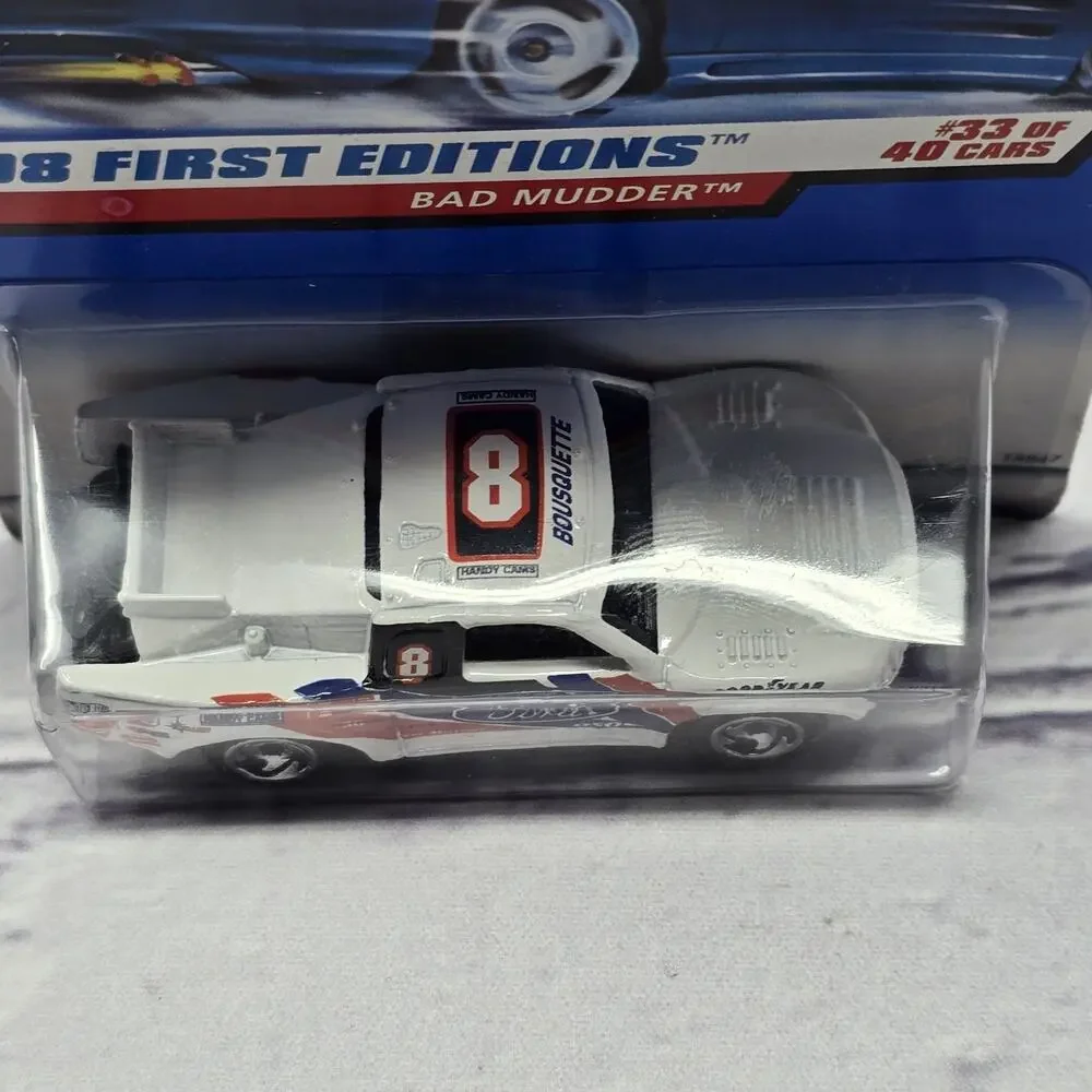 1998 Hot Wheels First Editions BAD MUDDER #33 Of 40 #662 White